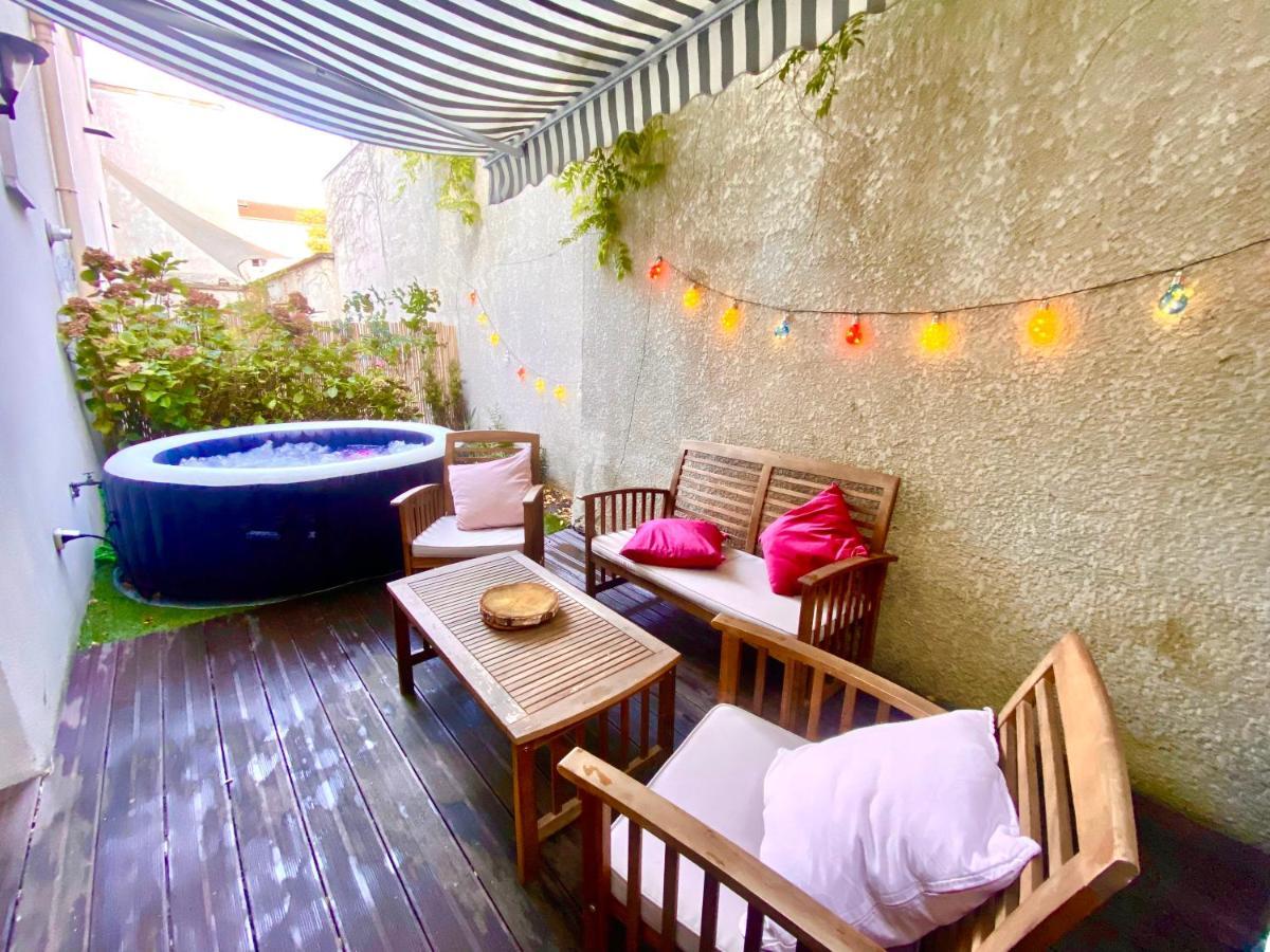 Magnifique Villa Avec Jacuzzi Au Pied Du Stade Сен Дени Екстериор снимка
